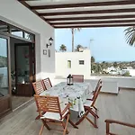 Casa Encarnacion بيت للعطل Haría