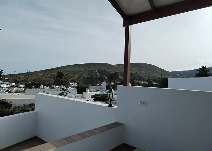 Casa Encarnacion * Haria