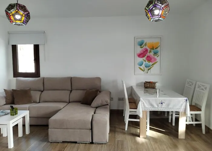 Casa Encarnacion Feriehus Haría