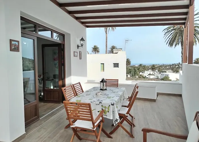 Casa Encarnacion Feriehus Haría